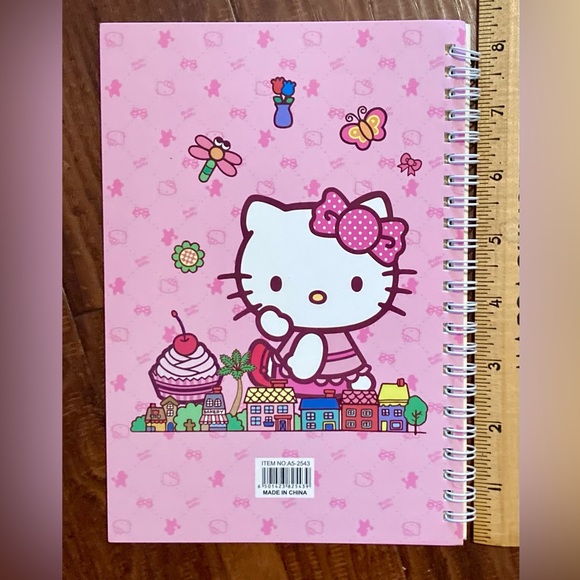 Hello Kitty notebook - Picture 3 of 3